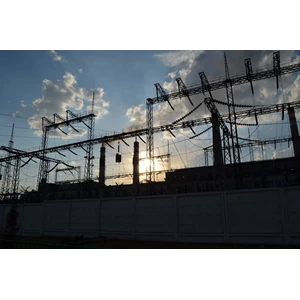 Mengapa Nama Lokal Bisa Unggul? Studi Strategis Jual Trafo Bambang Djaja